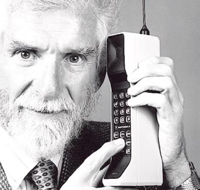 فراموش‌نشدنی‌ترین تلفن‌های همراه تاریخ